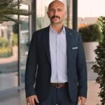 Faris M